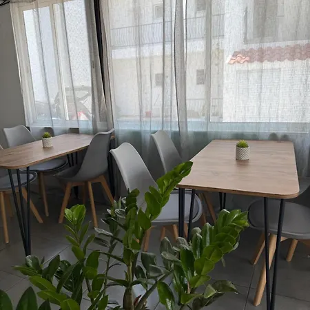 Apartmanhotel Ground Floor 1br Double Bed Rm 5